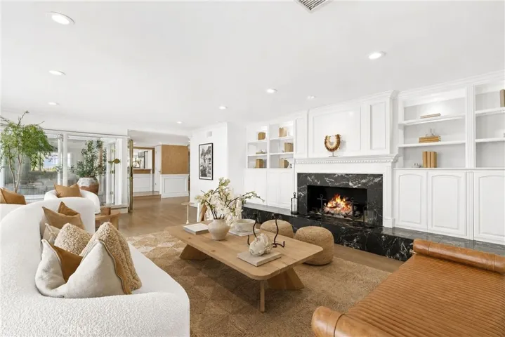 2606 Lighthouse, Corona Del Mar, California 92625