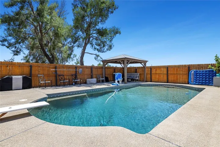 17421 Mark Road, Madera, California 93636