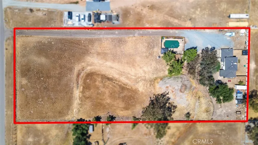 17421 Mark Road, Madera, California 93636