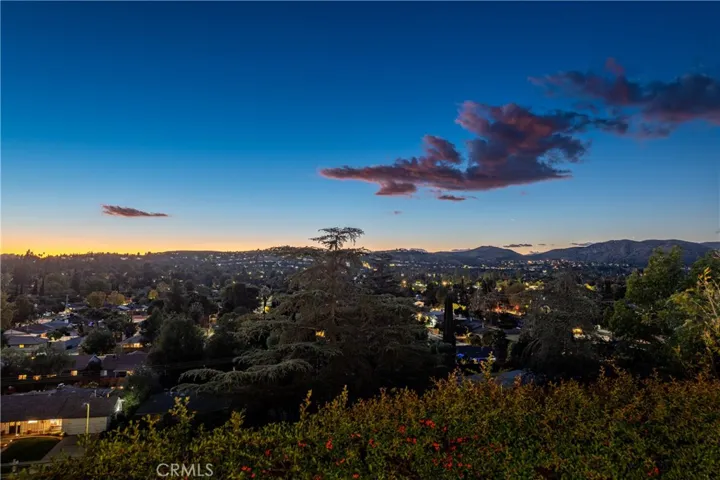 23534 Aetna, Woodland Hills, California 91367