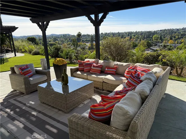 23534 Aetna, Woodland Hills, California 91367