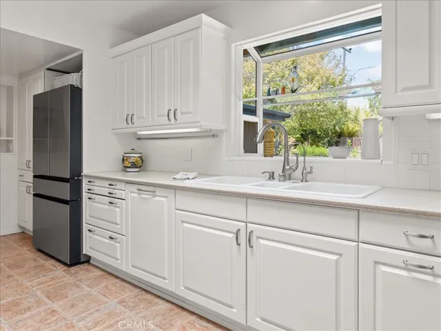 1141 Hartford, Cambria, California 93428
