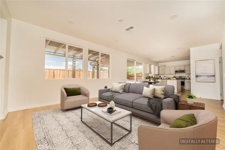 Family room - virtually stage