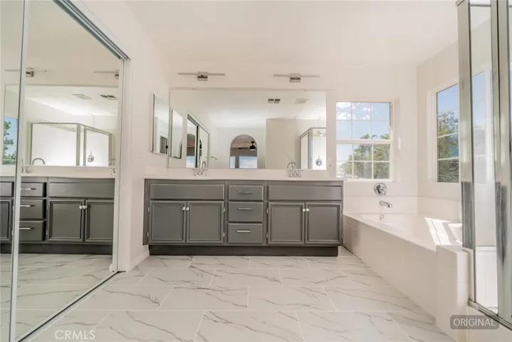 13637 Larkspur Court, Victorville, California 92394