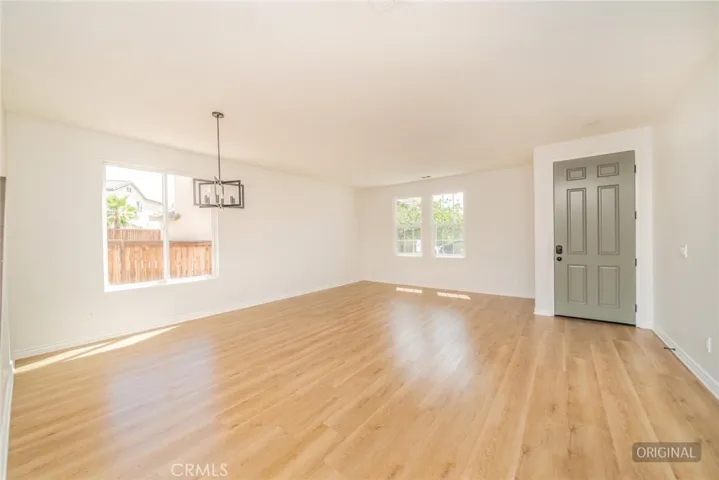 13637 Larkspur Court, Victorville, California 92394