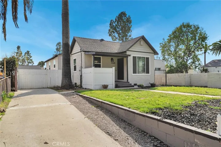 70 W Claremont St, Pasadena, California 91103
