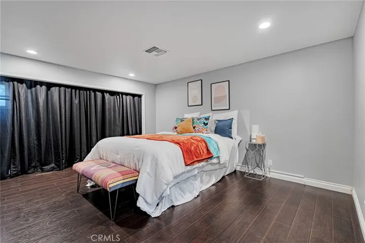 70 W Claremont St, Pasadena, California 91103