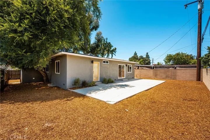 1519 S Towner, Santa Ana, California 92707