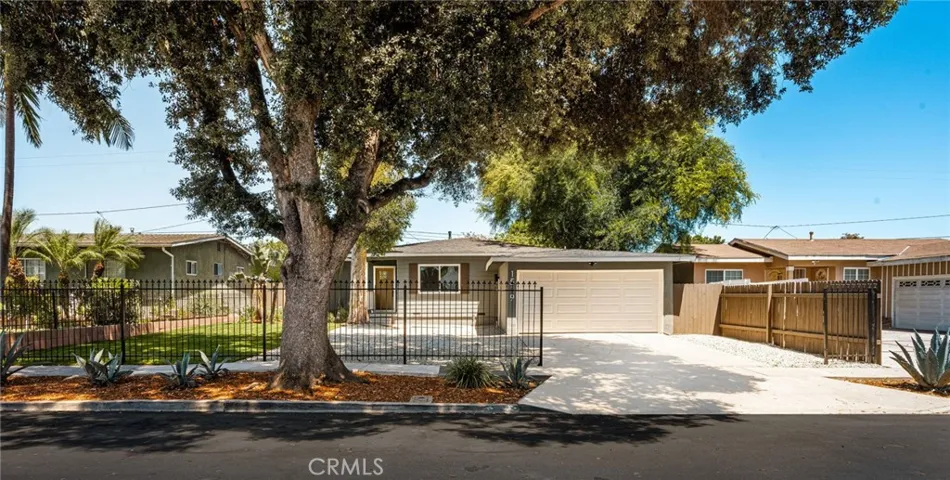 1519 S Towner, Santa Ana, California 92707