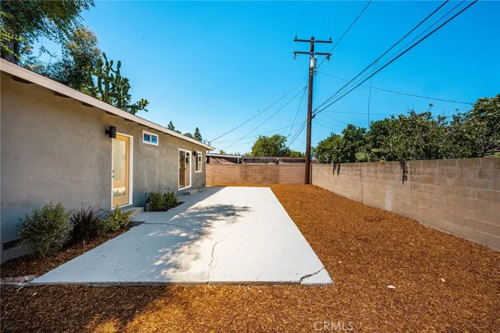 1519 S Towner, Santa Ana, California 92707