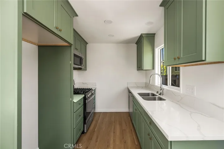 1519 S Towner, Santa Ana, California 92707