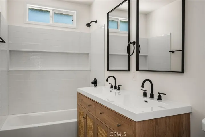 1519 S Towner, Santa Ana, California 92707