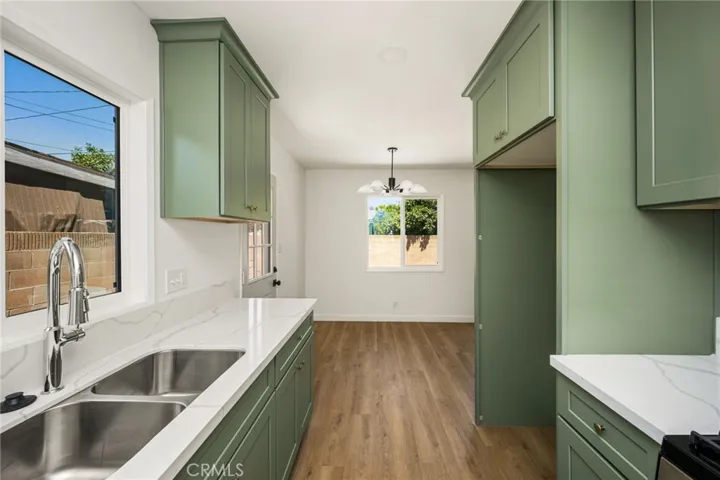 1519 S Towner, Santa Ana, California 92707