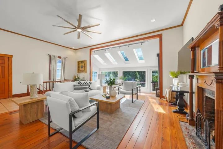 21474 Almaden Road, San Jose, California 95120