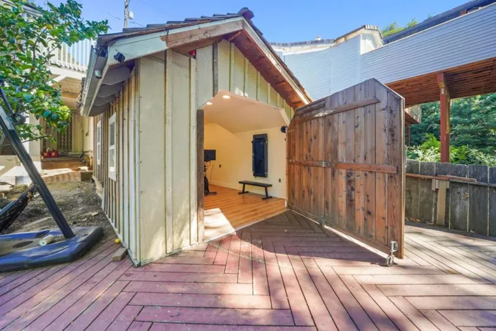 21474 Almaden Road, San Jose, California 95120