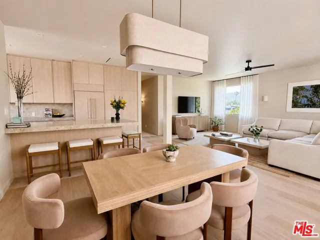 126 N Croft Avenue 302, Los Angeles, California 90048
