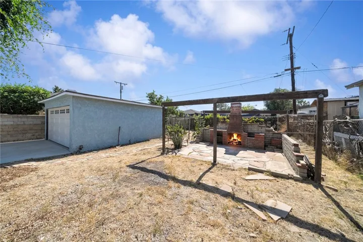 543 N Angeleno Avenue, Azusa, California 91702