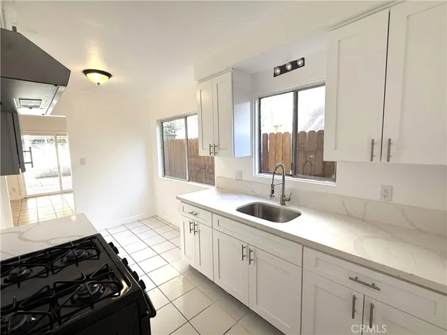 8435 Willis Ave, Panorama City, California 91402