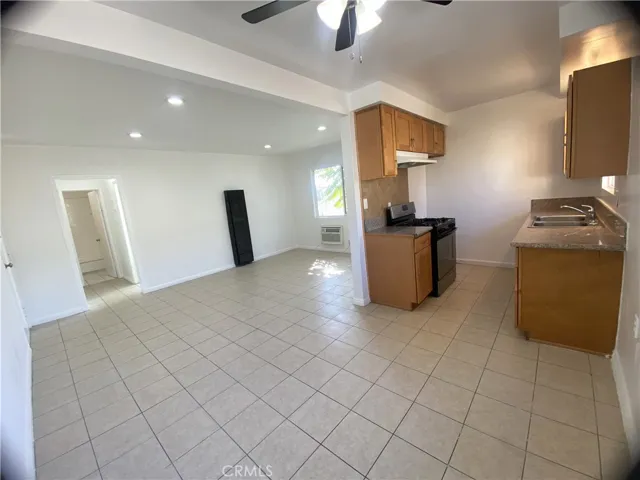 8435 Willis Ave, Panorama City, California 91402