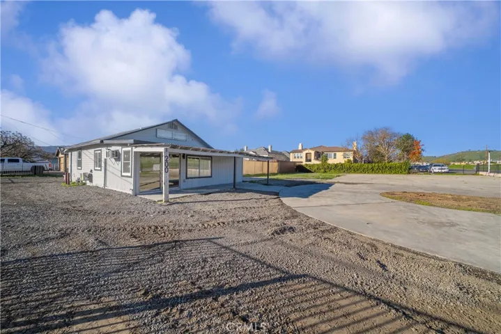 2006 E Lakeshore, Lake Elsinore, California 92530