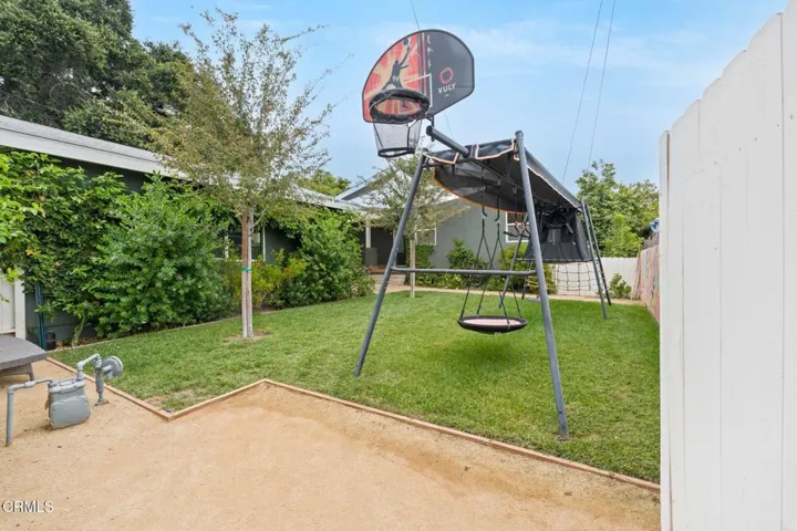 449_Clay_St-Playstructure