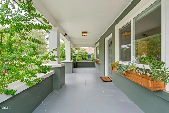 449_Clay_St-Porch