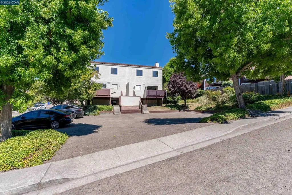 1707 Dalessi Dr, Pinole, California 94564 — photo 5