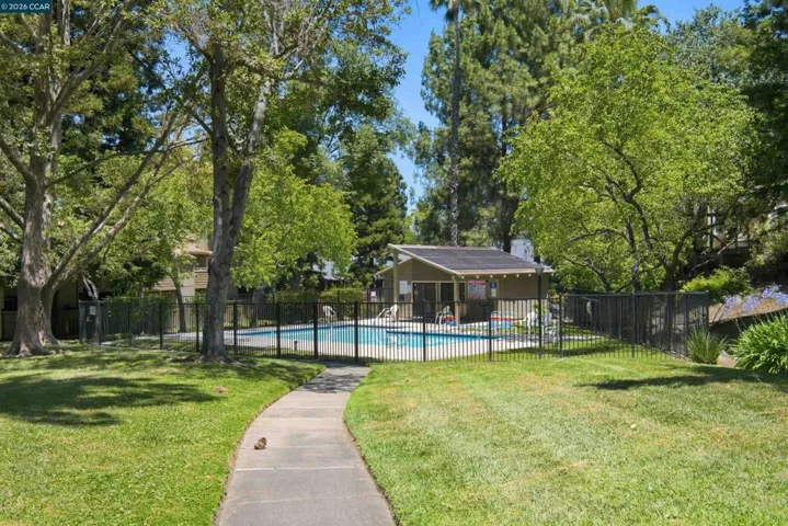 458 Eastgate Ln, Martinez, California 94553