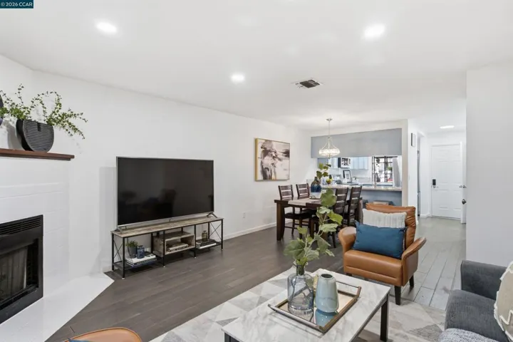 458 Eastgate Ln, Martinez, California 94553