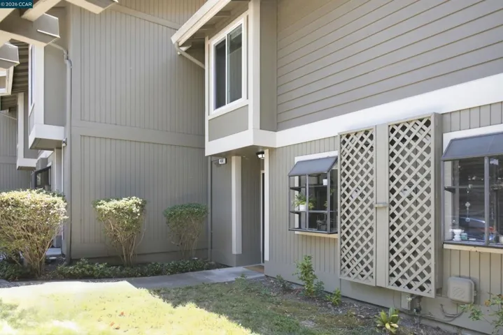 458 Eastgate Ln, Martinez, California 94553