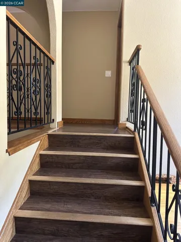 140 Travalini Ct, El Sobrante, California 94803