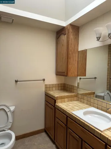 140 Travalini Ct, El Sobrante, California 94803