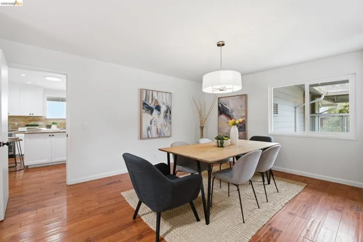 8170 Surrey Ln, Oakland, California 94605