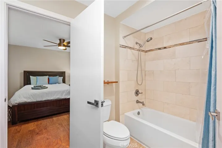 341 S Meadows, Manhattan Beach, California 90266