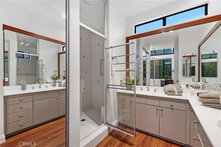 341 S Meadows, Manhattan Beach, California 90266