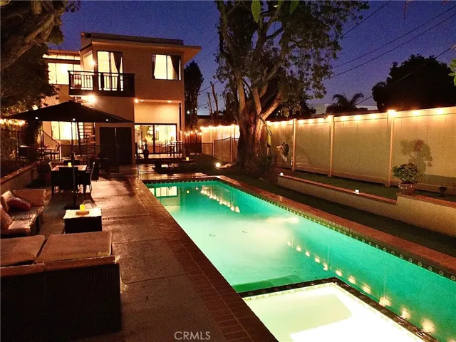 341 S Meadows, Manhattan Beach, California 90266