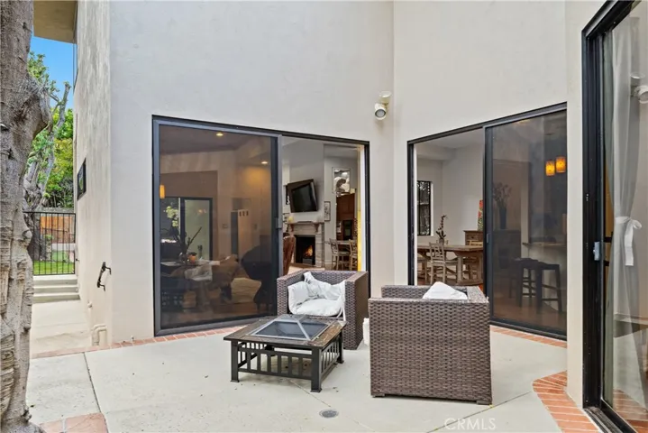 341 S Meadows, Manhattan Beach, California 90266