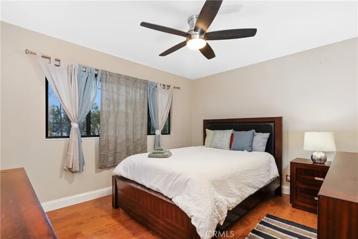 341 S Meadows, Manhattan Beach, California 90266