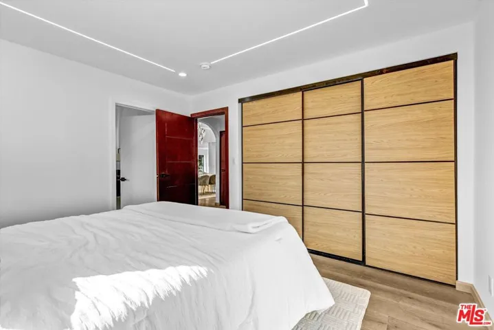 11404 Biona Drive, Los Angeles, California 90066