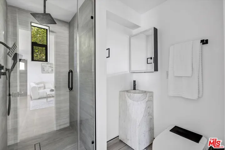 11404 Biona Drive, Los Angeles, California 90066