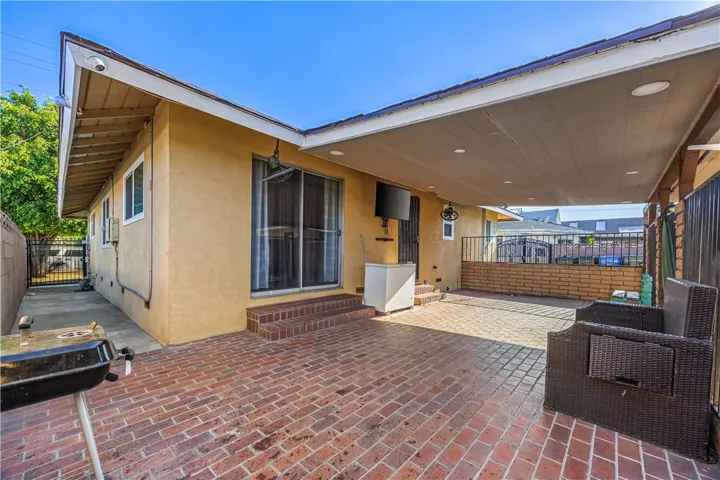 1059 W Grand Avenue, Pomona, California 91766