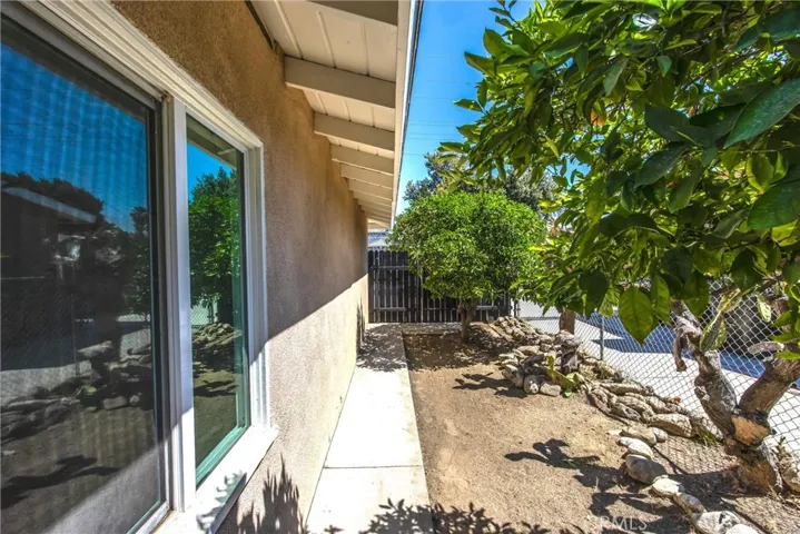 634 E Pioneer, Redlands, California 92374