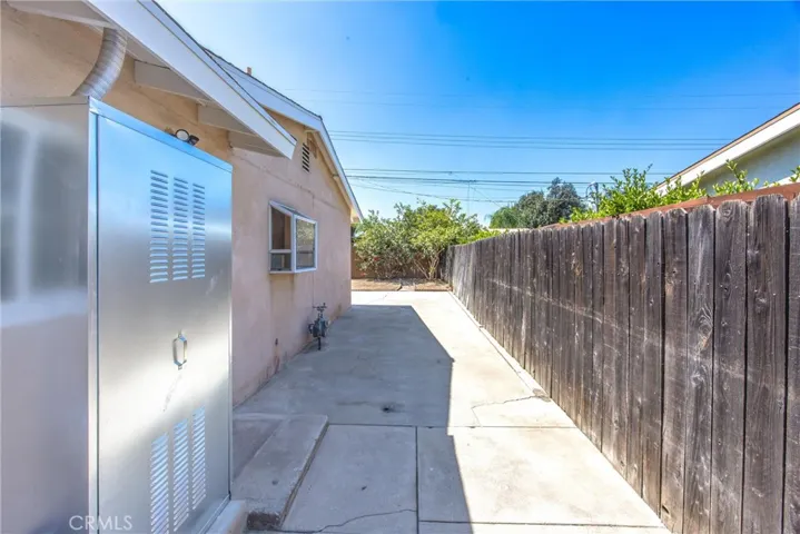 634 E Pioneer, Redlands, California 92374