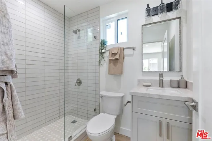 5660 Spokane Street, Los Angeles, California 90016