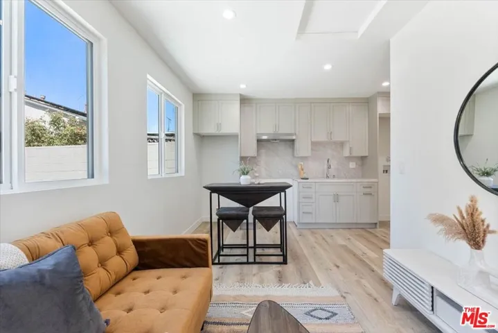 5660 Spokane Street, Los Angeles, California 90016