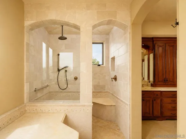 636 Wrelton Dr, La Jolla, California 92037