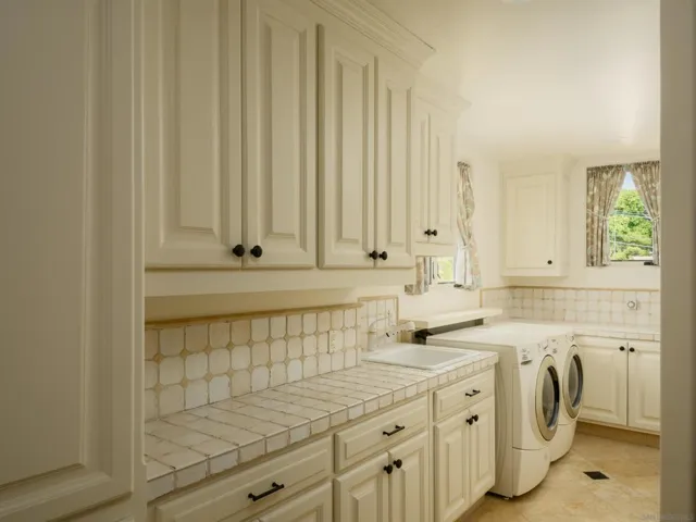 636 Wrelton Dr, La Jolla, California 92037
