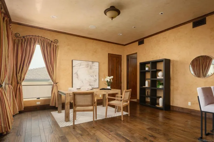 636 Wrelton Dr, La Jolla, California 92037