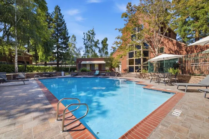 1221 Yarwood Court, San Jose, California 95128