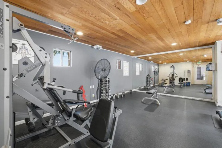 1221 Yarwood Court, San Jose, California 95128